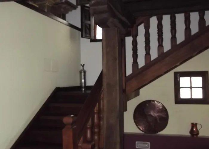 Gandara بيت شباب سانتيانا ذيل مار