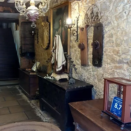 אכסניה Gandara