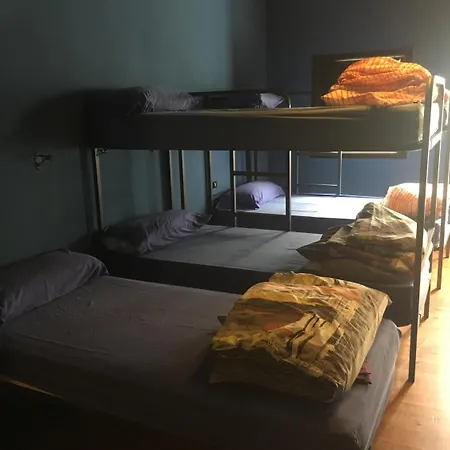 אכסניה Gandara